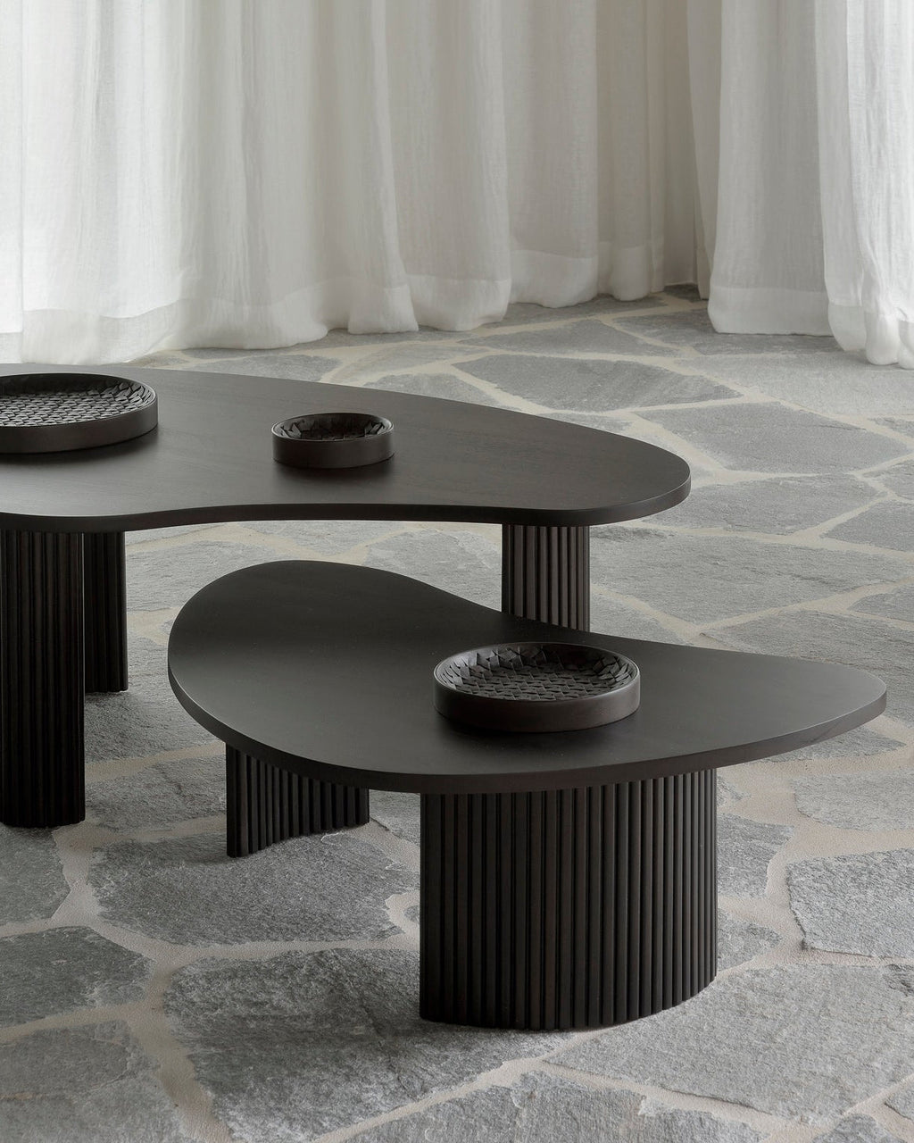 Table Basse en Bois Massif - Style Scandinave et Design Épuré Nordik