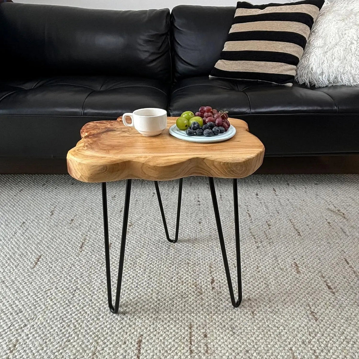 Petite Table Basse en Bois Brut - Design Organique Milo